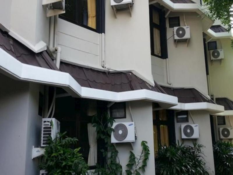 Graha Ara Homestay Syariah Rsud Dr Soetomo Surabaya Mitra Reddoorz Exteriér fotografie